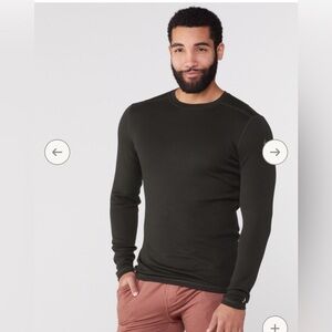 Classic Thermal Merino Crew Base Layer-Merino 150 in Good Preowned Condition.